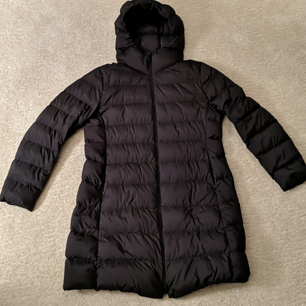 Uniqlo Women’s Long Black Ultra Lightweight Down C